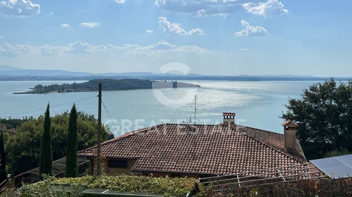 Image No.8-3 Bed Villa for sale