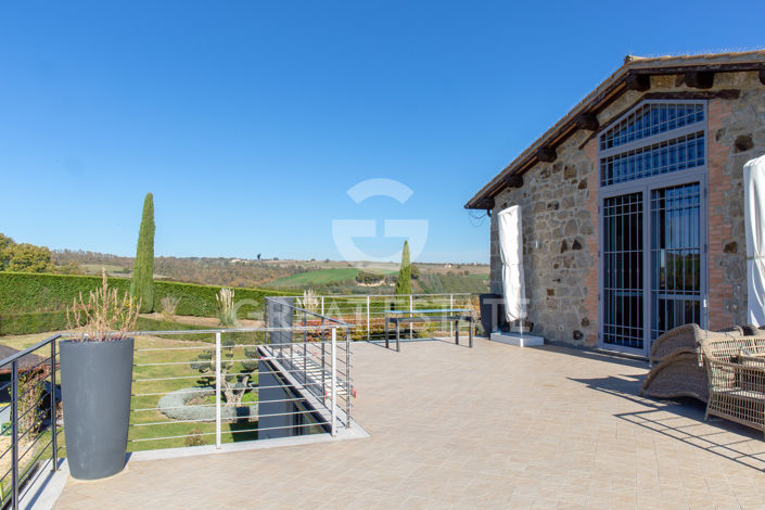 Image No.12-6 Bed Country House for sale