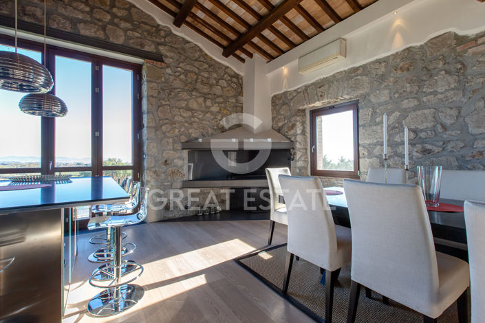 Image No.36-6 Bed Country House for sale