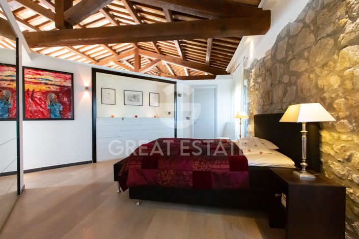 Image No.38-6 Bed Country House for sale