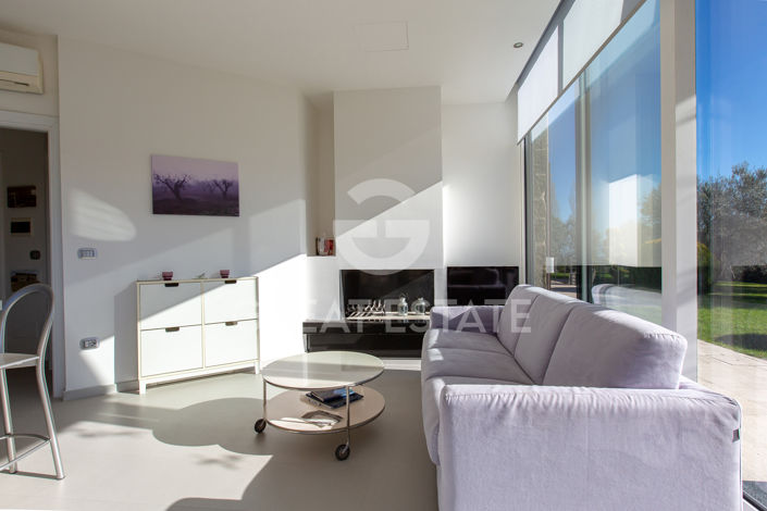 Image No.41-6 Bed Country House for sale