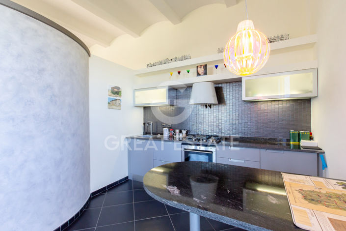 Image No.47-6 Bed Country House for sale