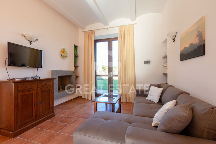 Image No.50-6 Bed Country House for sale