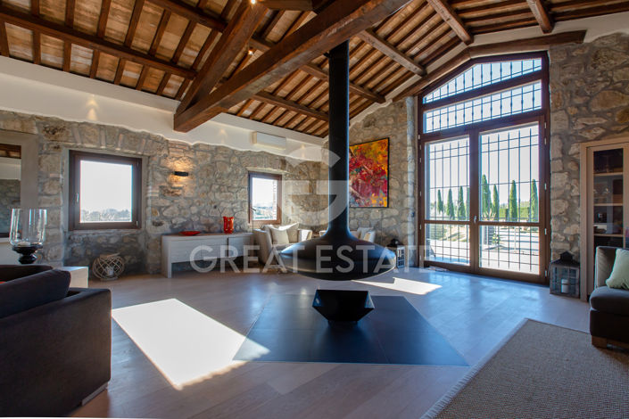 Image No.6-6 Bed Country House for sale