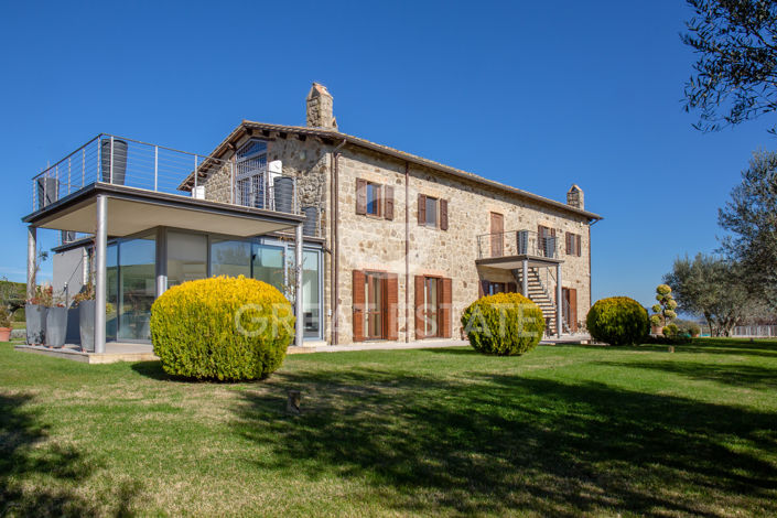 Image No.9-6 Bed Country House for sale