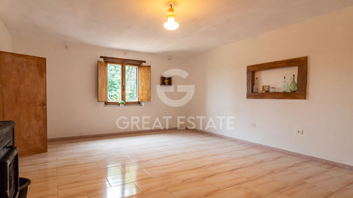 Image No.23-4 Bed Country House for sale