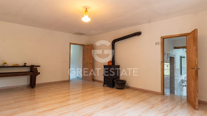 Image No.25-4 Bed Country House for sale