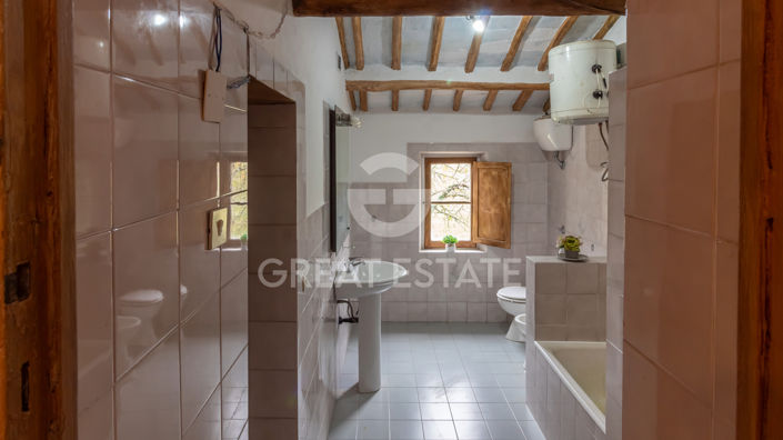 Image No.26-4 Bed Country House for sale