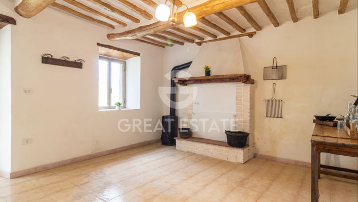 Image No.6-4 Bed Country House for sale