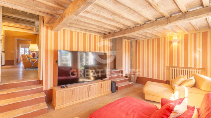 Image No.24-4 Bed Country House for sale