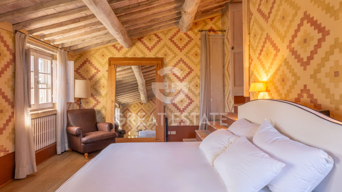 Image No.41-4 Bed Country House for sale