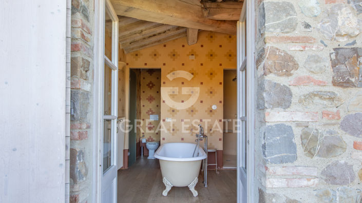 Image No.45-4 Bed Country House for sale