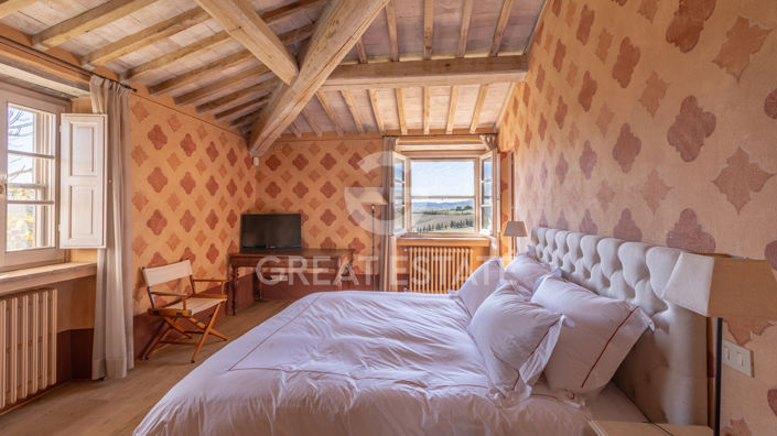 Image No.47-4 Bed Country House for sale