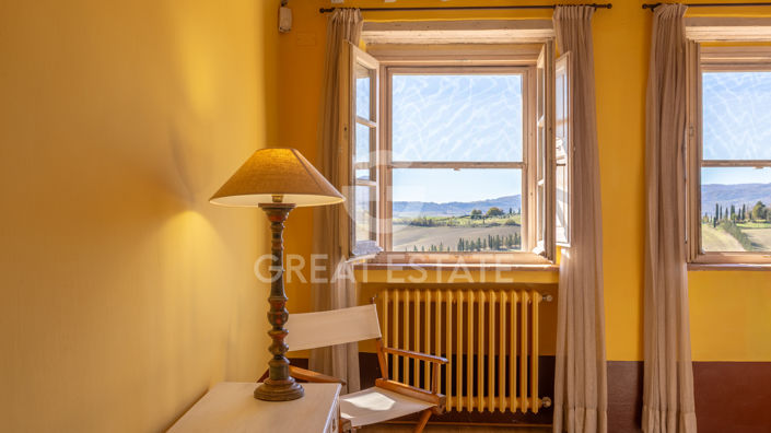 Image No.54-4 Bed Country House for sale