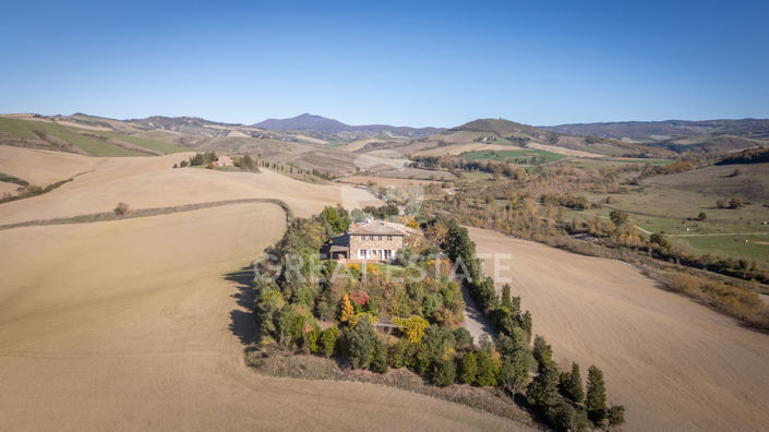 Image No.10-4 Bed Country House for sale