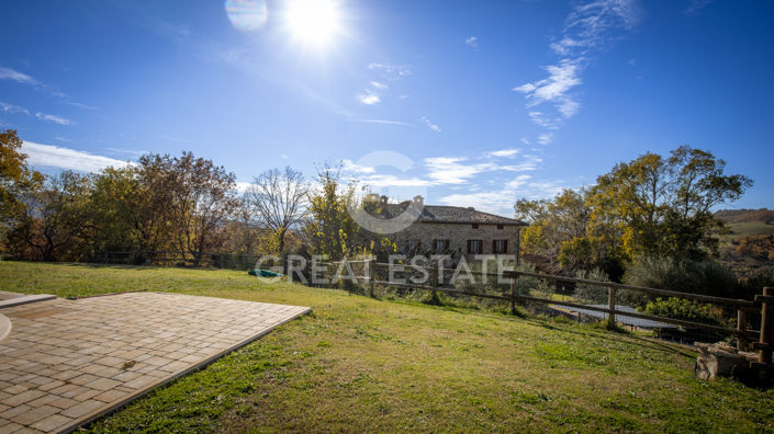 Image No.20-4 Bed Country House for sale