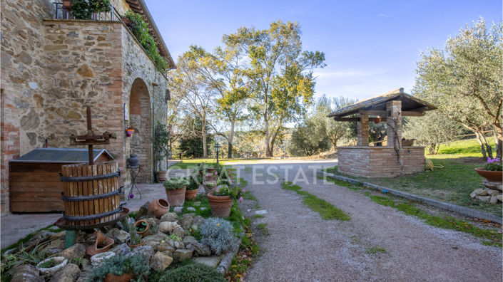 Image No.21-4 Bed Country House for sale