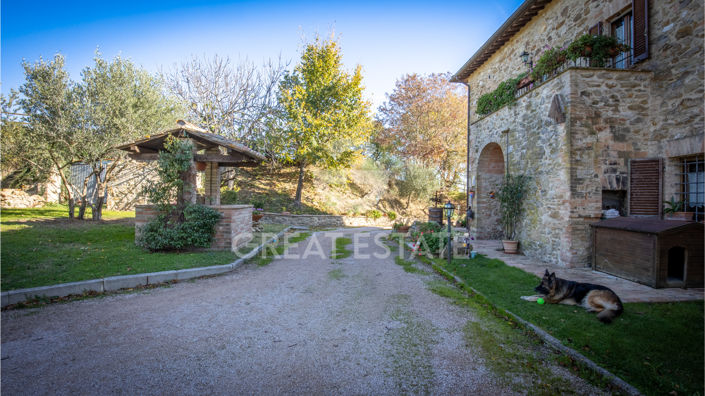 Image No.22-4 Bed Country House for sale
