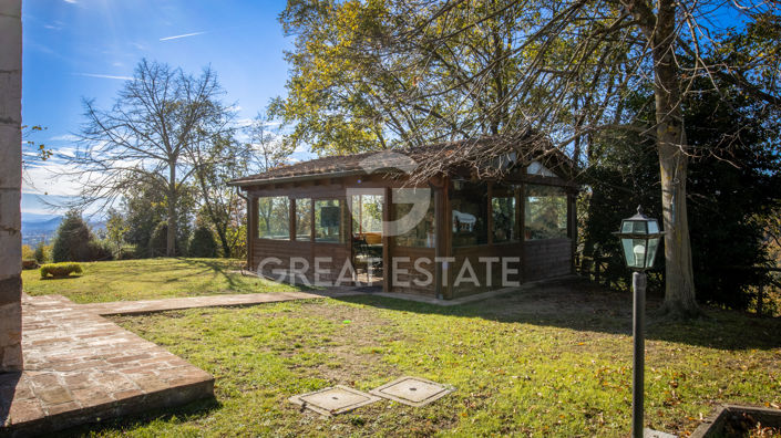 Image No.25-4 Bed Country House for sale