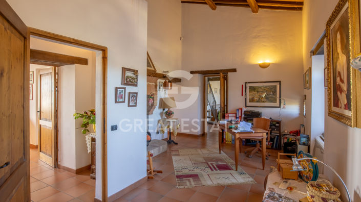 Image No.28-4 Bed Country House for sale