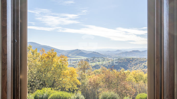 Image No.45-4 Bed Country House for sale