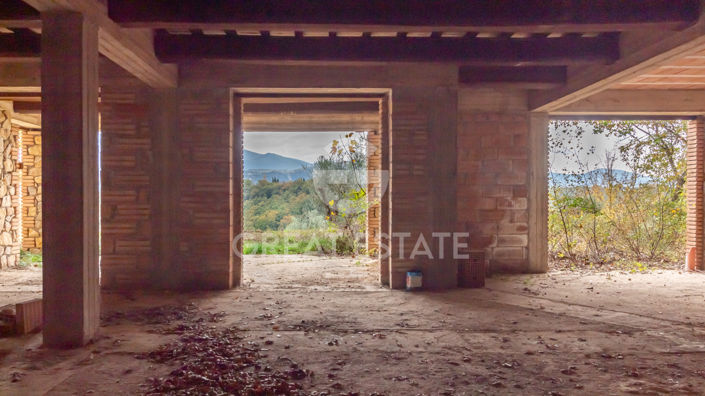 Image No.10-3 Bed Country House for sale