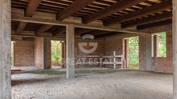 Image No.11-3 Bed Country House for sale