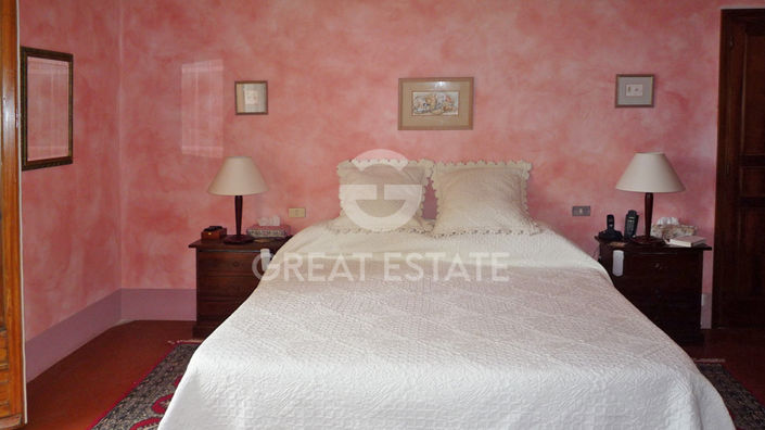 Image No.21-10 Bed Country House for sale