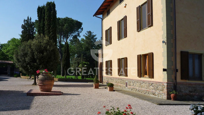 Image No.4-10 Bed Country House for sale