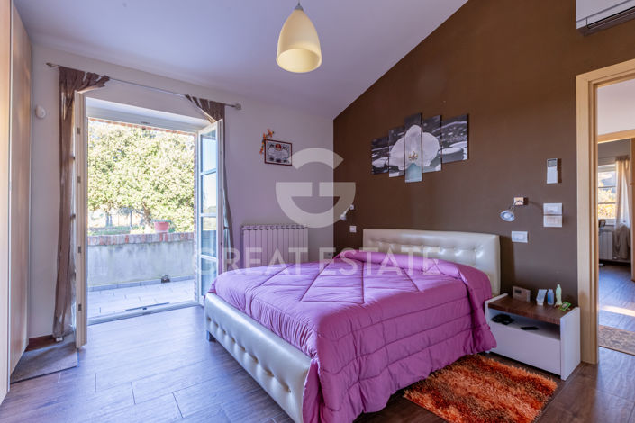 Image No.36-3 Bed Country House for sale