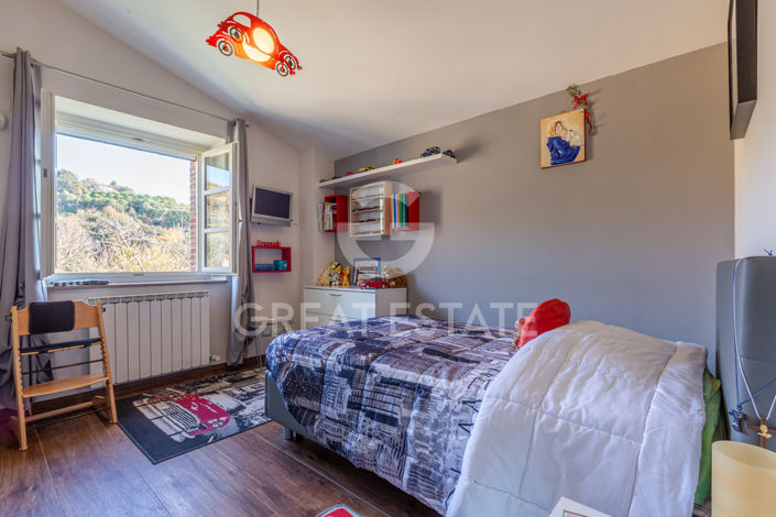 Image No.37-3 Bed Country House for sale