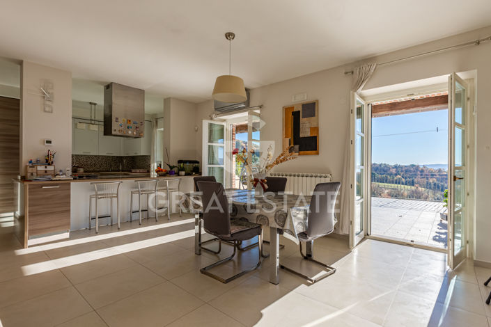 Image No.5-3 Bed Country House for sale