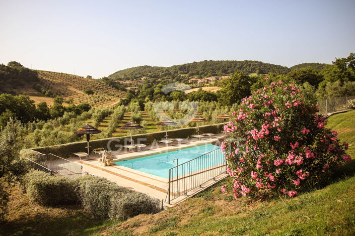 Image No.19-6 Bed Country House for sale