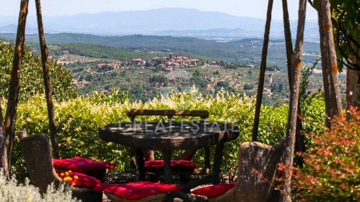 Image No.11-3 Bed Country House for sale