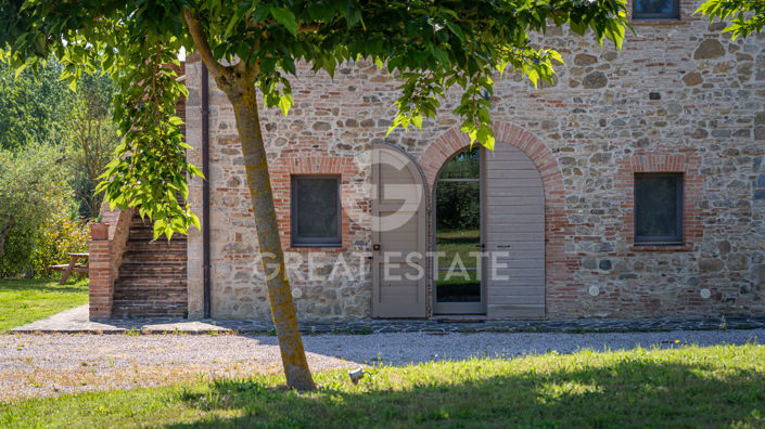 Image No.36-5 Bed Country House for sale
