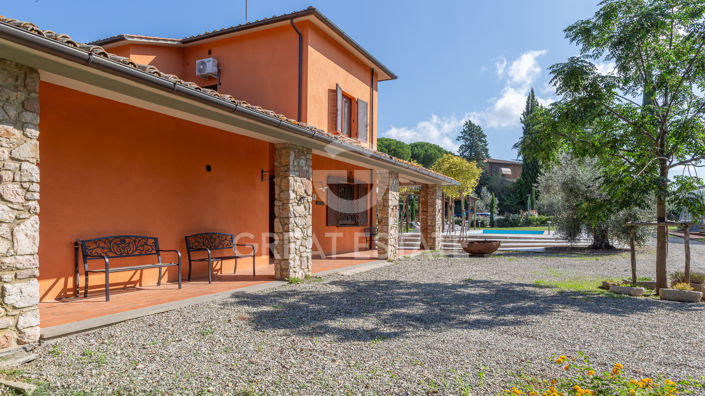 Image No.17-9 Bed Villa for sale