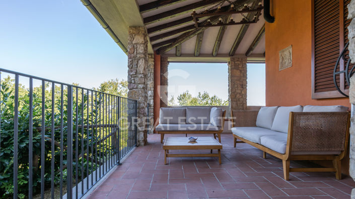 Image No.19-9 Bed Villa for sale