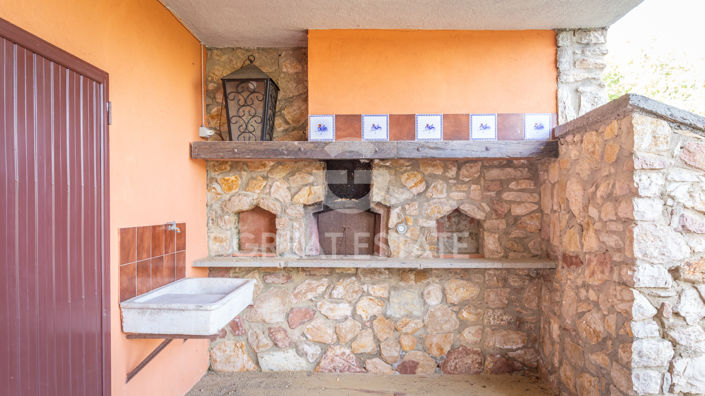 Image No.22-9 Bed Villa for sale