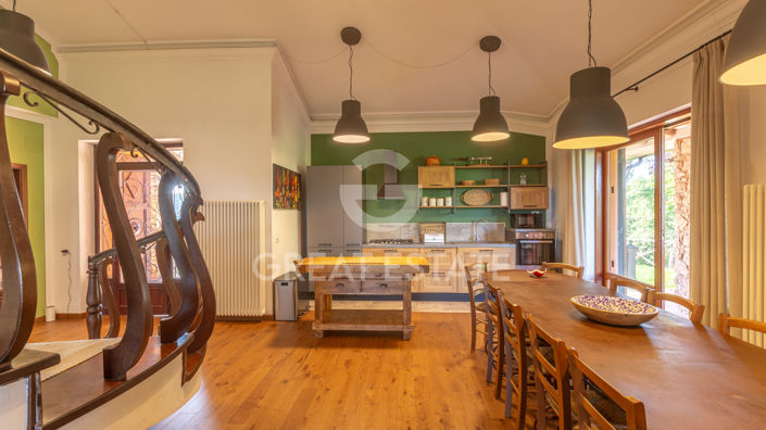 Image No.29-9 Bed Villa for sale