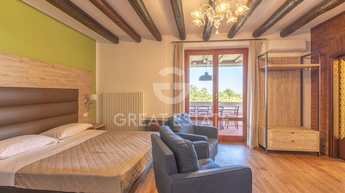 Image No.39-9 Bed Villa for sale