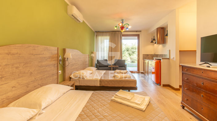 Image No.44-9 Bed Villa for sale