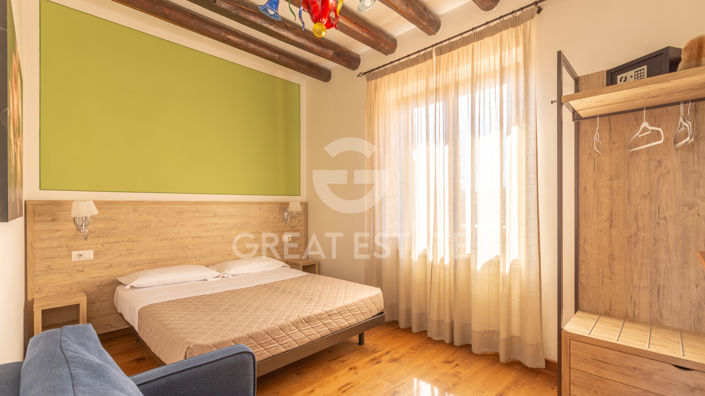 Image No.52-9 Bed Villa for sale