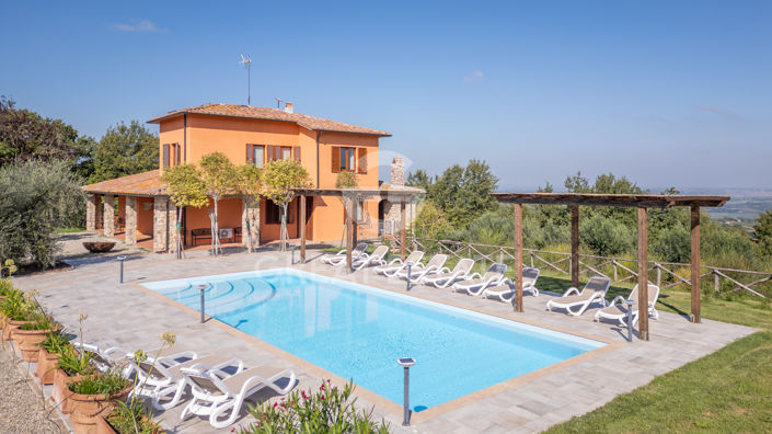 Image No.9-9 Bed Villa for sale