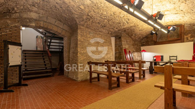 vendesi-loft-open-space-in-umbria-terni-orvie