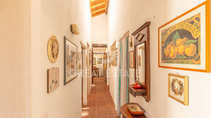 Image No.23-8 Bed Country House for sale