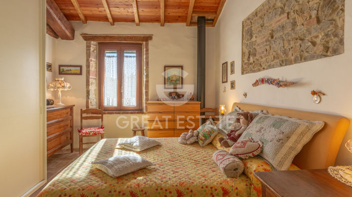 Image No.28-8 Bed Country House for sale