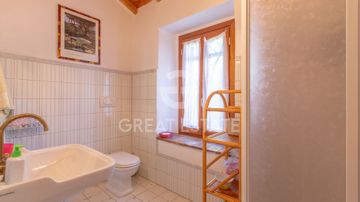 Image No.41-8 Bed Country House for sale