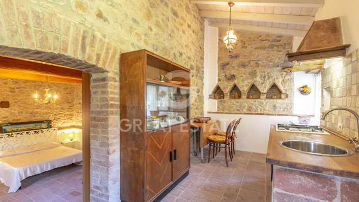 Image No.43-8 Bed Country House for sale