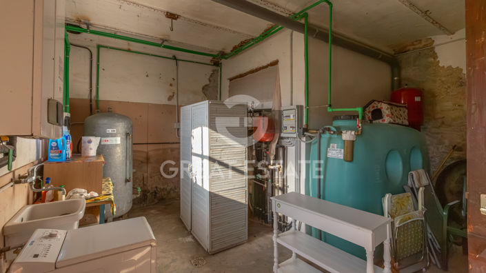 Image No.52-8 Bed Country House for sale