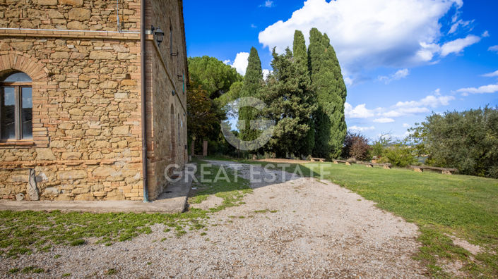 Image No.15-15 Bed Country House for sale